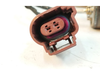 Vstřikovač 05L131113M Volkswagen Caddy DTRE