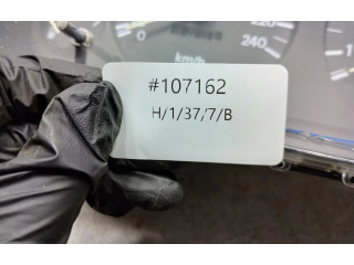 Панель приборов MR114265 Mitsubishi Carisma