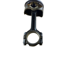  Поршень с шатуном  12658744, 12714549  Chevrolet Camaro  