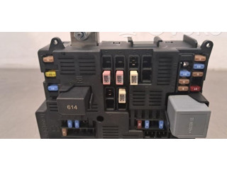 Pojistková skříňka 32322427 Volvo V60 2023