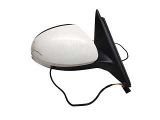 Зеркало электрическое Skoda Yeti (5L) 2009 - 2017 года