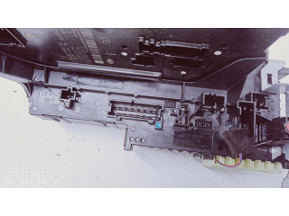 Pojistková skříňka 2049000902, 2045458732 Mercedes-Benz C W204 2009