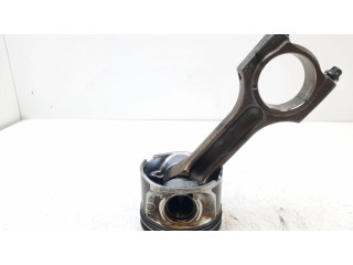 Píst BMW 5 E60 E61 pro naftový motor 2.5 M57D25 (256D2)