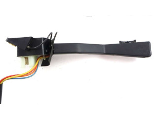 Ручка стеклоочистителей 1347929 Volvo 940