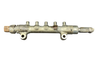 Vstřikovací lišta Subaru Outback