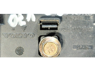 Блок предохранителей  9162316, R766B20CF100   Volvo V70    