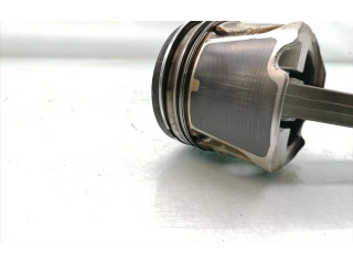  Поршень с шатуном  1065.3  Renault Trafic II (X83)  