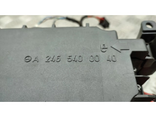   Pojistková skříňka 2465400040   Mercedes-Benz A W176 2013