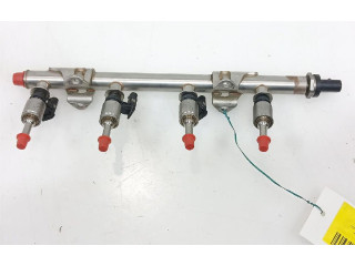 Топливная рампа 04E133320D Volkswagen Jetta VI для двигателя CRJ