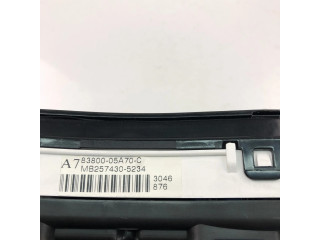 Přístrojová deska Toyota Avensis T250 2006 8380005A70C