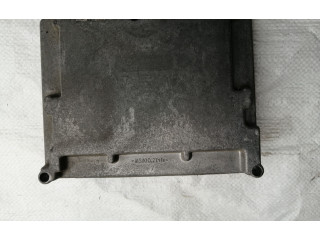 Блок управления двигателя 30743371   Volvo S40