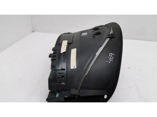 Přístrojová deska Mercedes-Benz C W203 2004 A2035404947