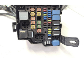 Блок предохранителей  AV1T14K012HDD   Ford B-MAX    