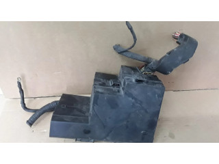 Блок предохранителей 71543276XA1, 2R8T14A003EC Jaguar S-Type