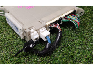 Pojistková skříňka 8273030L40B Lexus GS 250 350 300H 450H 2013