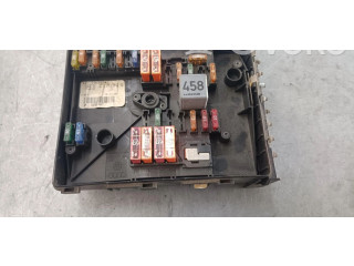 Блок предохранителей 1K0937125 Volkswagen Jetta V