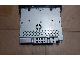 Поршень Радио/ проигрыватель CD/DVD / навигация CFA 861200H010, W53811  Peugeot 107  