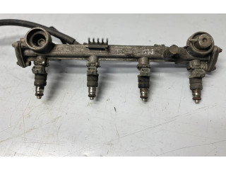 Vstřikovací lišta 110780745 Mercedes-Benz E W210