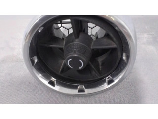 Боковая воздушная решётка