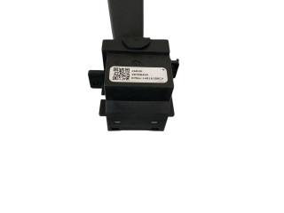 Ручка стеклоочистителей 30798465 Volvo V70