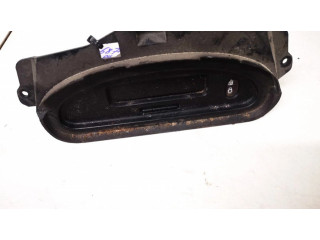 Дисплей    p7700428029a   Renault Megane I