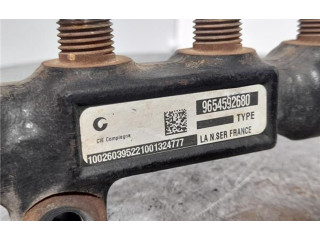 Топливная рампа 9654592680   Citroen Nemo  