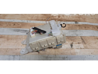 Pojistková skříňka 8273002130A, 8273002130 Toyota Auris 150 2009