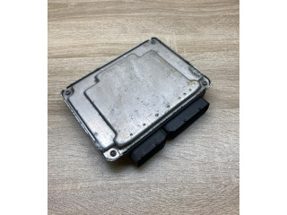 Řídící jednotka 045906019AB, 0281010503   Volkswagen Polo III 6N 6N2 6NF 1995