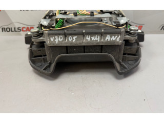 Подушка безопасности водителя 30658933   Volvo V70