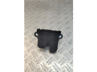 Замок багажника 5G6827505B    Volkswagen Golf VII 2013 - 2019 года