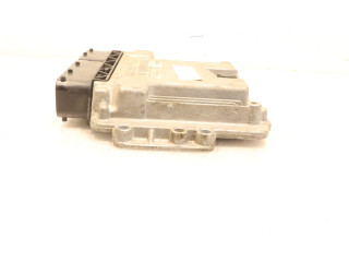 Блок управления двигателем Блок управления 0281018639   KIA Ceed