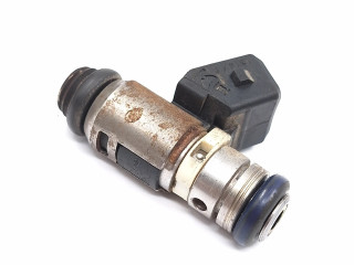 Vstřikovač Fiat Punto (188) pro benzínový motor 1.2 188 A4.000 1.2 60 (188.030, .050, .130, .15