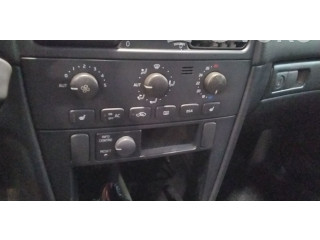 Блок управления климат-контролем    Volvo S40, V40