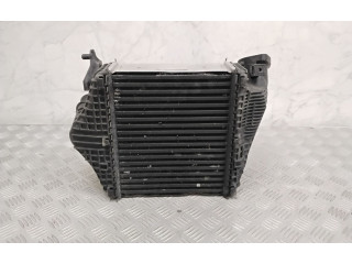 Интеркулер  4M0145803BT   Audi Q8 