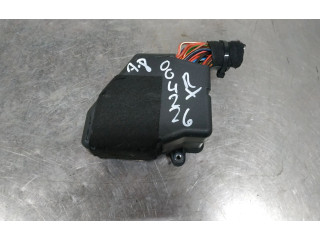   Pojistková skříňka 8D2941824   Audi A8 S8 D3 4E 2003