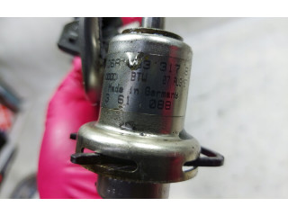 Топливная рампа 06A906031A   Audi A3 S3 8L  