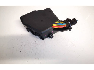 Блок предохранителей Skoda Octavia Mk1 (1U)