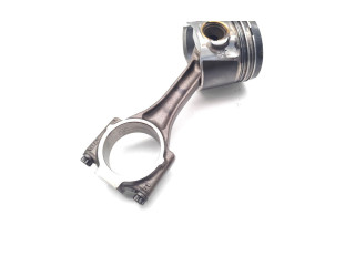 Píst AVB Volkswagen PASSAT B5.5 AVB