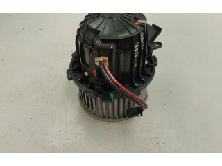 Вентилятор печки       Audi Q5 SQ5