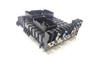 Блок предохранителей 1K0937124H Audi A3 S3 8P