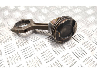 Píst 7624409, 7624408 BMW 5 GT F07 N55B30A