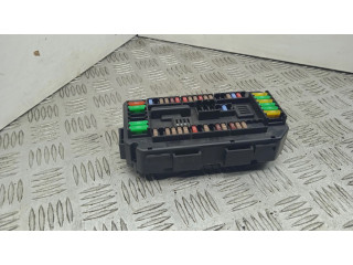   Pojistková skříňka 9389068   BMW 4 F36 Gran coupe 2016