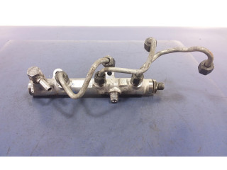 Топливная рампа 028145702 Audi A4 S4 B5 8D