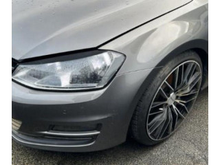 Генератор 04E903015P   Volkswagen Golf VII      