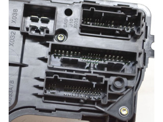 Блок комфорта 156745500C, 156735900B   Tesla Model 3   