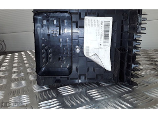   Pojistková skříňka 1K0937125A   Volkswagen Tiguan 2009