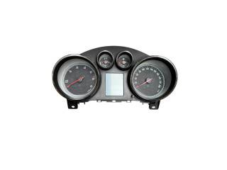 Přístrojová deska Opel Zafira C 2011 13460582, 5823150843