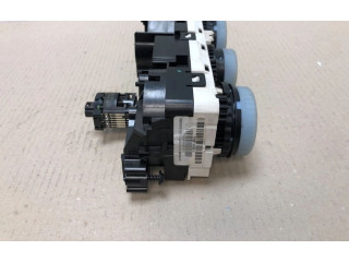 Блок управления климат-контролем PMN164569, 69667016   Mitsubishi Colt