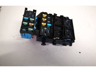 Pojistková skříňka 8200003634, 8200003634 Renault Espace - Grand espace IV 2005