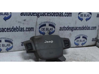 Подушка безопасности водителя    Jeep Grand Cherokee (WK)